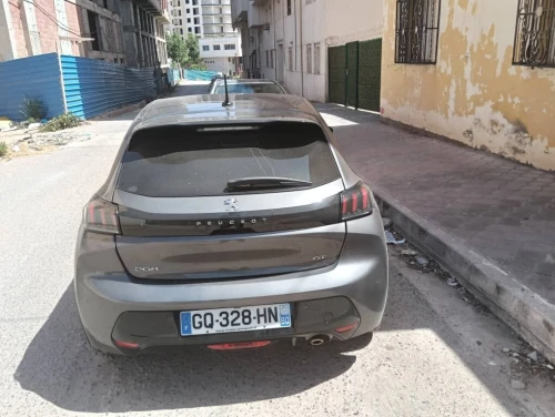 Peugeot 208 2023 GT