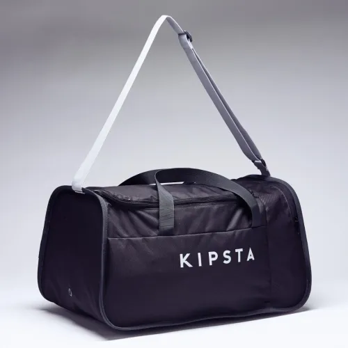 حقيبة رياضية Kipocket من KIPSTA بسعة 40 لتر.  تتميز بسعة 40 لتر.