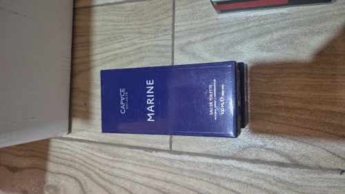 Parfum et maquillage capace homme et femme