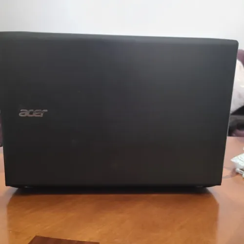  Acer Aspire E5-575G  Ordinateur portable fiable et performant 