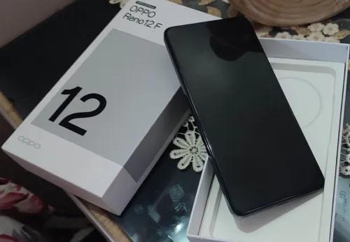 Oppo Reno 12F