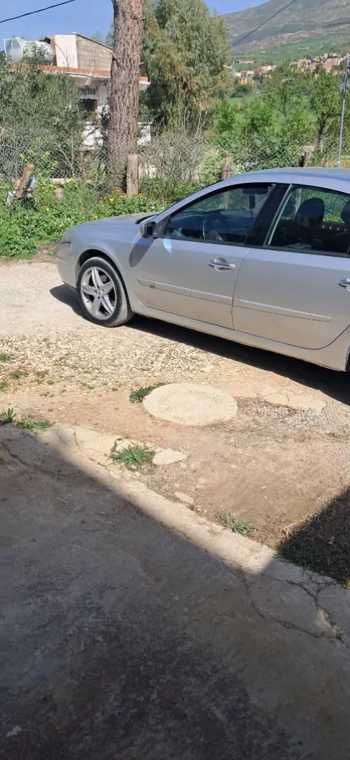 Renault Laguna 2 2002 Initial paris