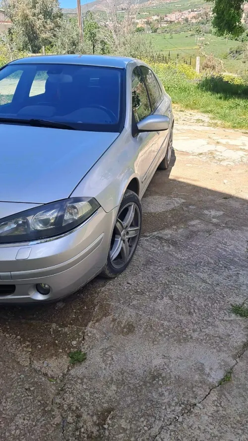 Renault Laguna 2 2002 Initial paris