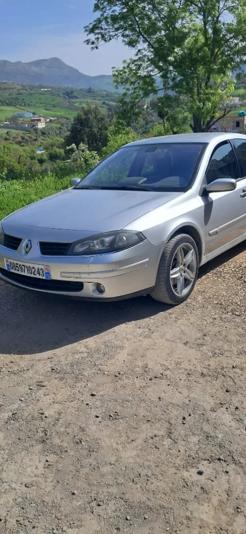 Renault Laguna 2 2002 Initial paris