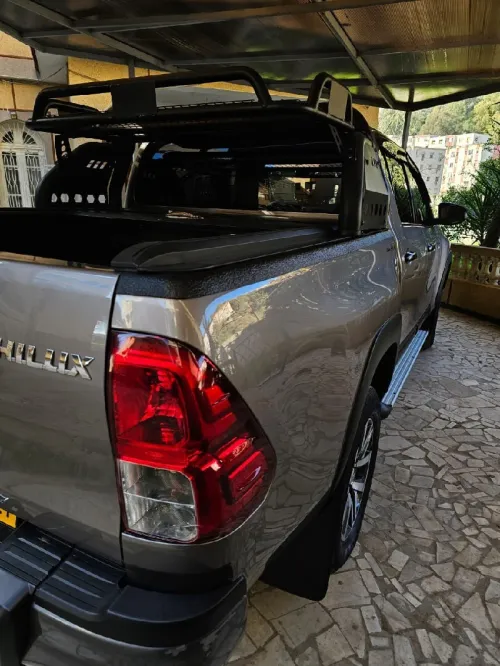 Toyota Hilux 2021 