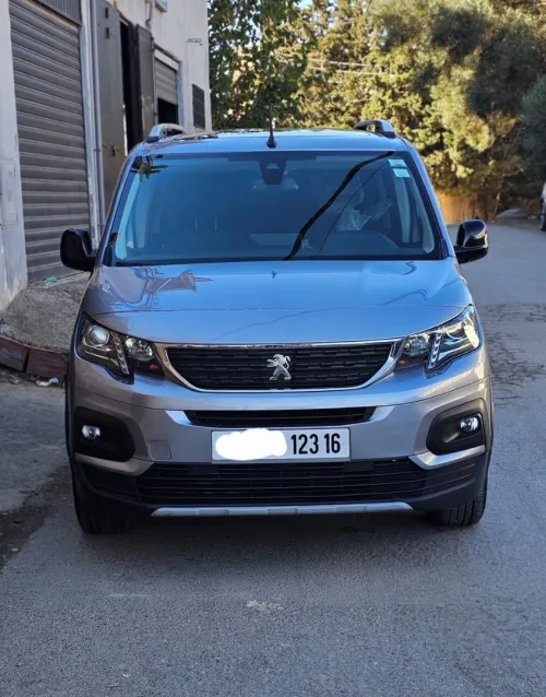Peugeot Rifter 2023 