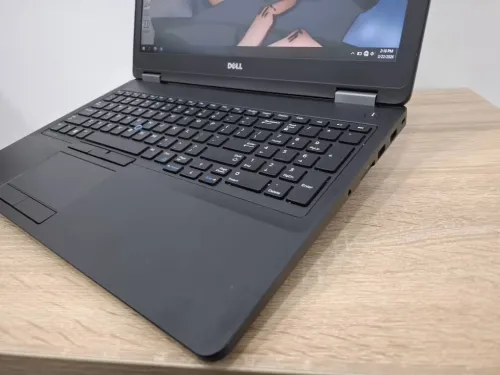 Dell Latitude 5570  i5 6eme HQ