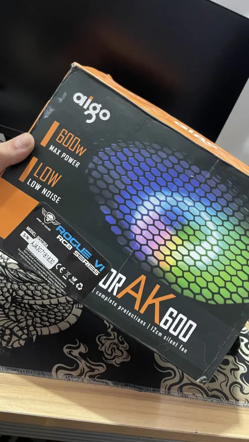 للبيع بور سبلاي aigo DRAK 600W