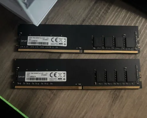 RAM DDR4 16GB (8*2) 3200Mhz lexar gaming