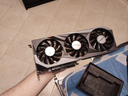 Gigabyte RTX 3070 gaming oc 3 fans