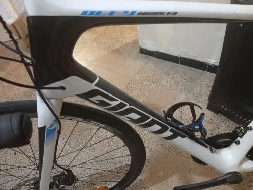 Vélo de course pro giant defy advanced