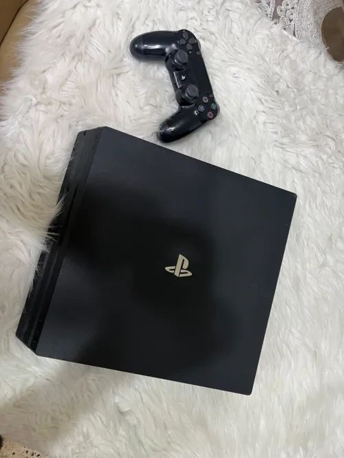 Ps4 pro 