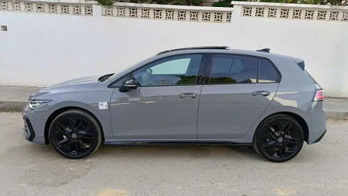 Volkswagen Golf 8 2025 R-Line full black édition