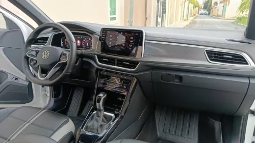 Volkswagen T-Roc 2025 + SONO