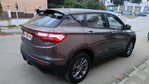 Geely Coolray 2026 Super Max + siège électrique + toit ouvrant + main libre