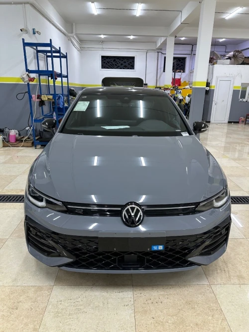 Volkswagen Golf 8 2025 R-Line