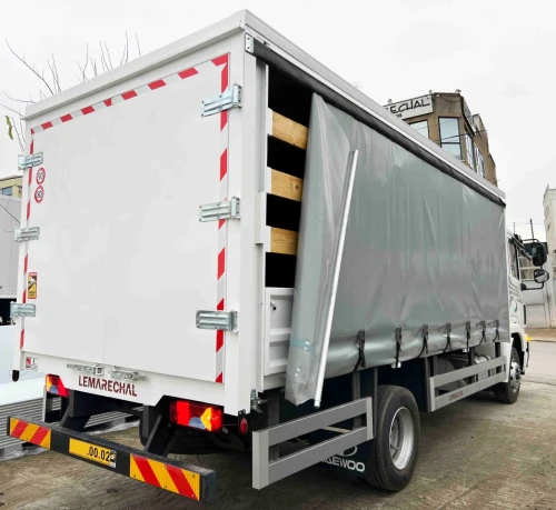 fabrication de plateaux à bâche coulissante (maraichers) sur camion (TIRSAM, RENAULT, JMC, JAC...)