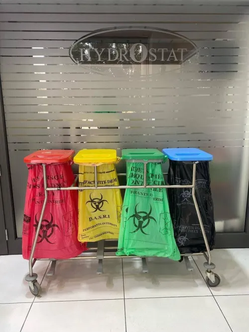 Chariot de ménage, linge et porte sac DASRI