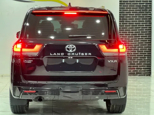 Toyota Land Cruiser  2026 LC 300 VXR