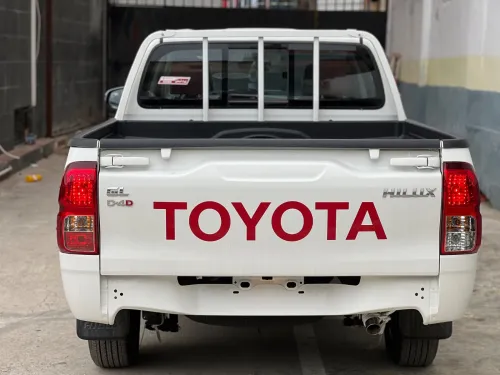 Toyota HILUX 2025 Gl 4x2