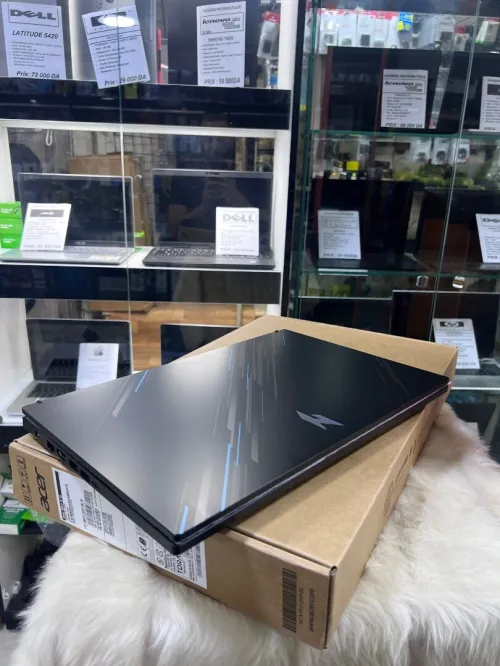 Acer nitro v15 i9 13eme H 