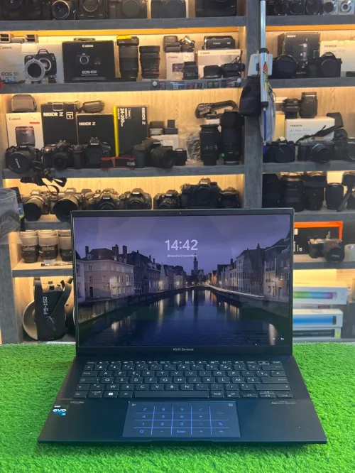 Asus Zenbook Oled 