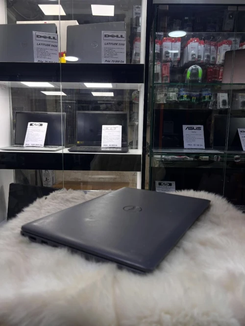Dell Latitude 3440 i5 12 Gen 16 Gb ram 512 Gb ssd nvme Inte UHD 14 pOUCE fhd ETA 10/10