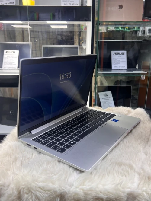 Hp elite book 640 G9