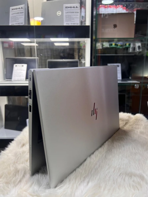 Hp elite book 640 G9