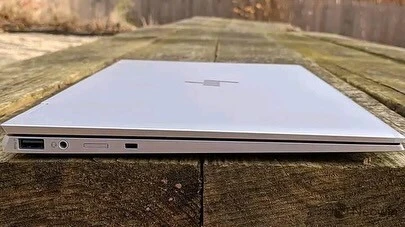 HP Elitebook 1030 G7 X360 i7 10 Gen 16/256 ssd ecran 13 FHD X360 Tactil etat 10/10 comme neuf
