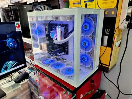 UNITE GAMER XANDER RYZEN 5-5600G/32GB RGB/RTX 3050 8GB/256GB SSD