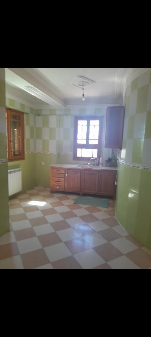 Location Appartement F4 Alger Dely brahim