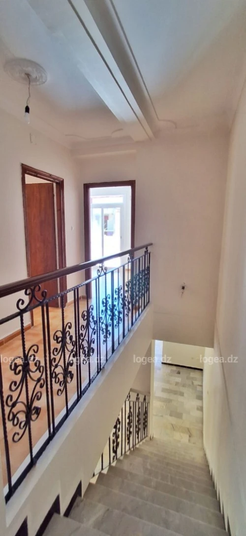 Location Appartement Niveau de villa F4 Alger Beni messous