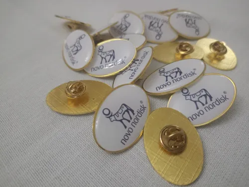 Pin's macaron personnalisé
