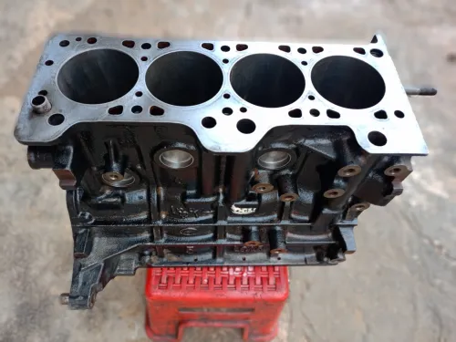 Bloc moteur hyundai accent 2015 vide STD