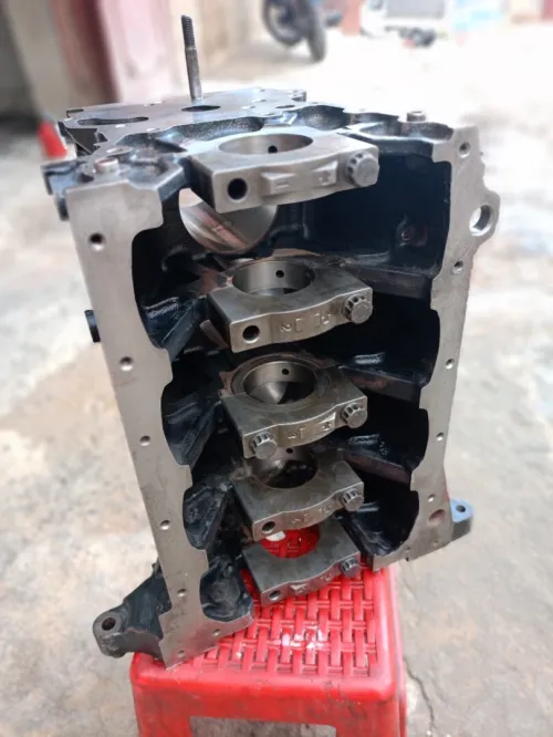 Bloc moteur hyundai accent 2015 vide STD