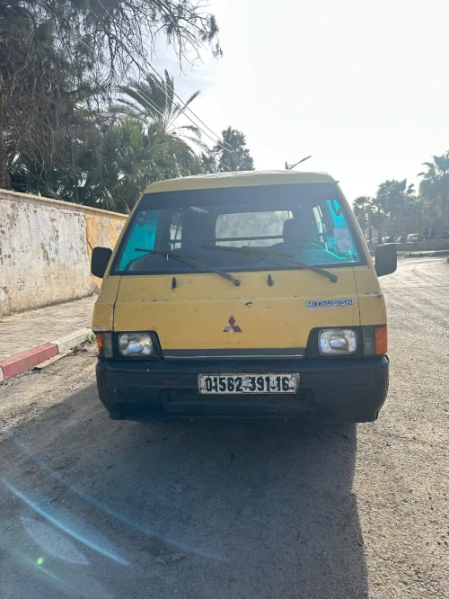 Mitsubishi L300 1991 