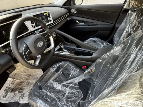 Hyundai Elantra 2025 Glx