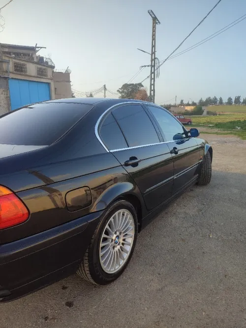 BMW Série 3 2000 Modern
