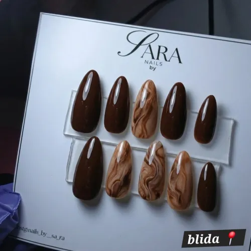 Press on nails