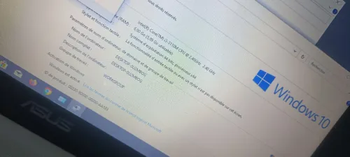 كمبيوتر محمول نوع Asus