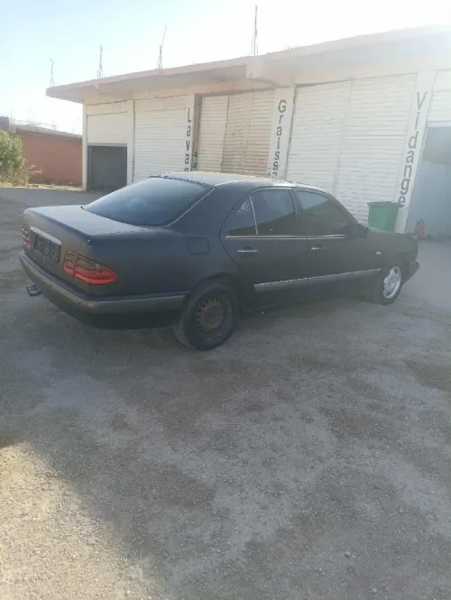 Mercedes كات فار 1996 كات فار