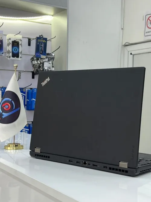Lenovo thinkpad p50