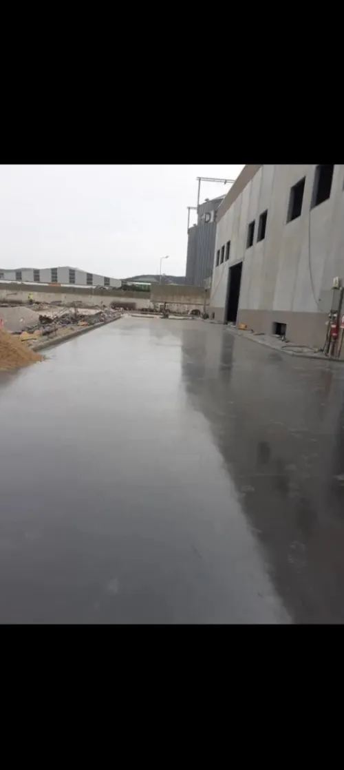 Travaux de Bâtiment . Ponçage Béton Armé et  Tallochage Pour Hélicoptère Dallage  Lissage de sol
