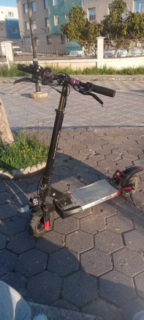 Trotinette électrique kukirine 4 pro