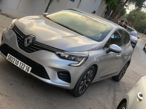 Renault Clio 5 2022 Intance