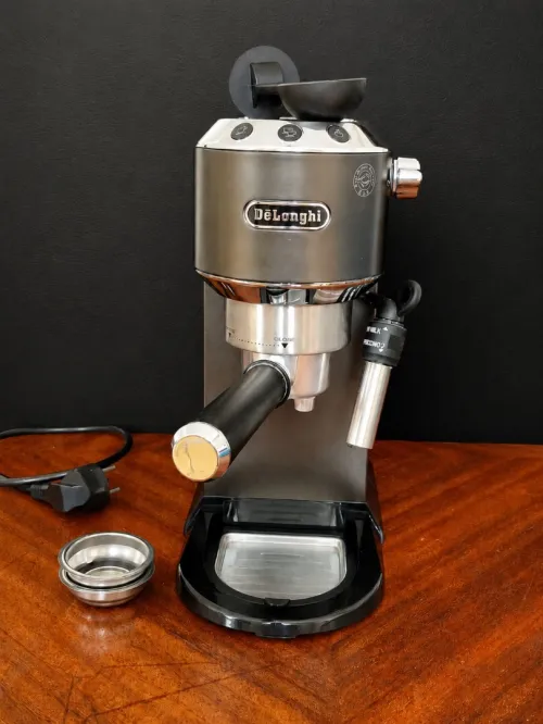 Machine a café delonghi