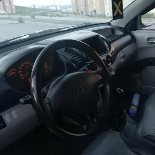 Mitsubishi L200 2009 L200