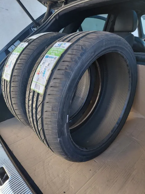 3 pneu 215/40/18 green max neuf tres bon prix