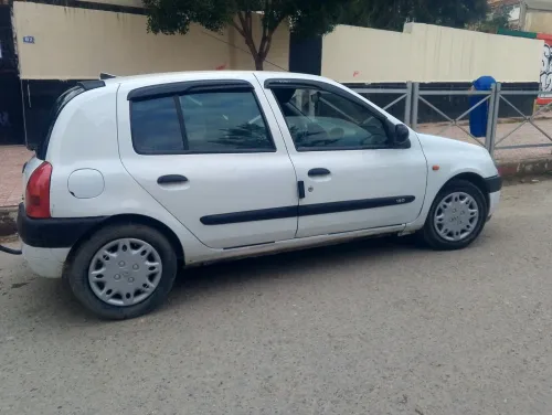 Renault Clio 2 1999 Extreme